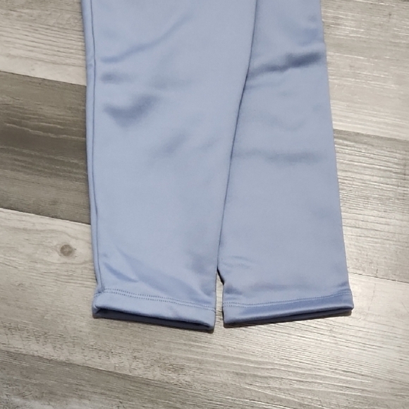 Soft Clouds Sky Blue Micro Fleece Lined Leggings NWOT Womens Size M - Picture 4 of 8